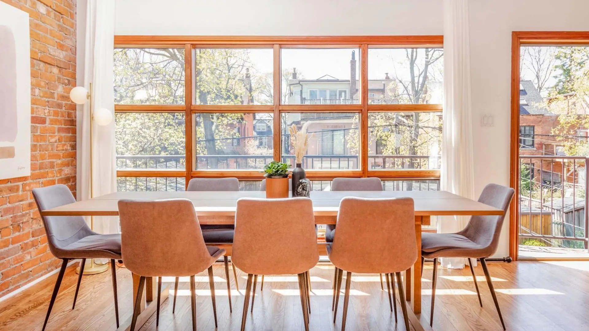 New-York Style Loft Apartment Toronto Canada