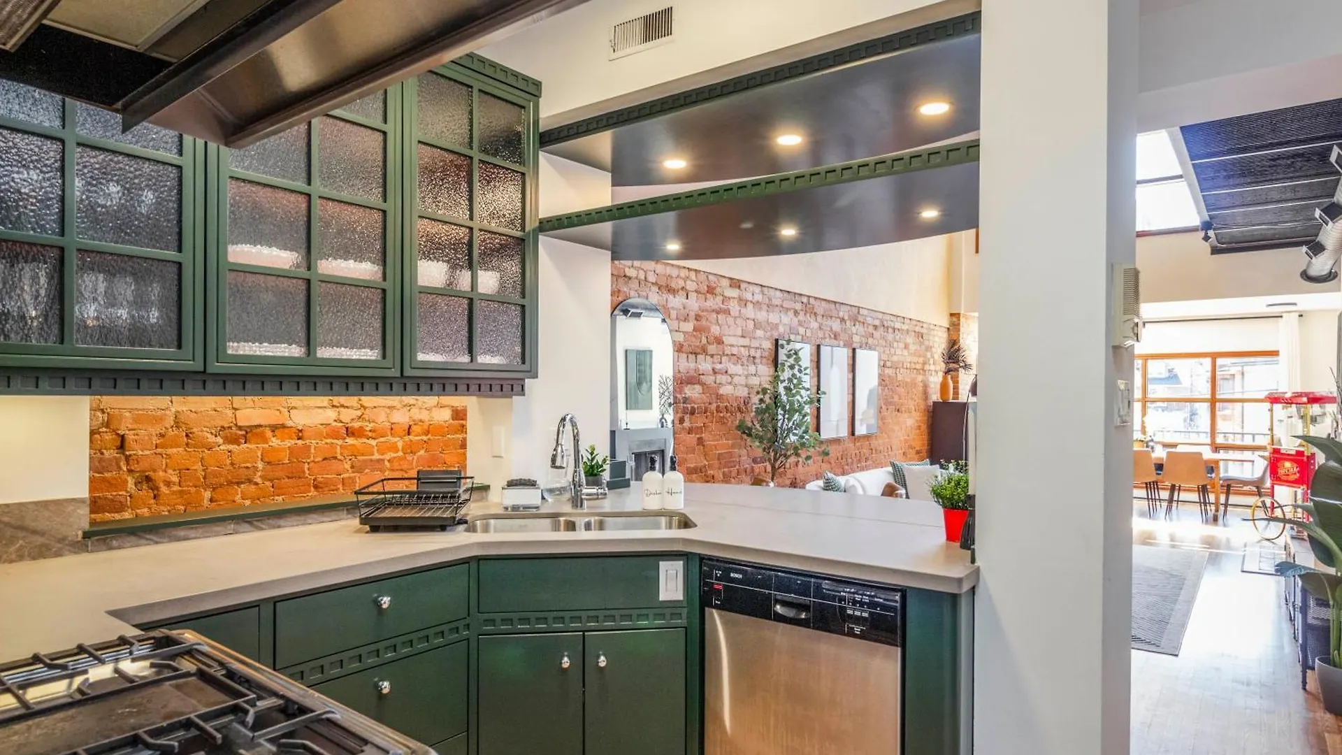 New-York Style Loft Apartment Toronto