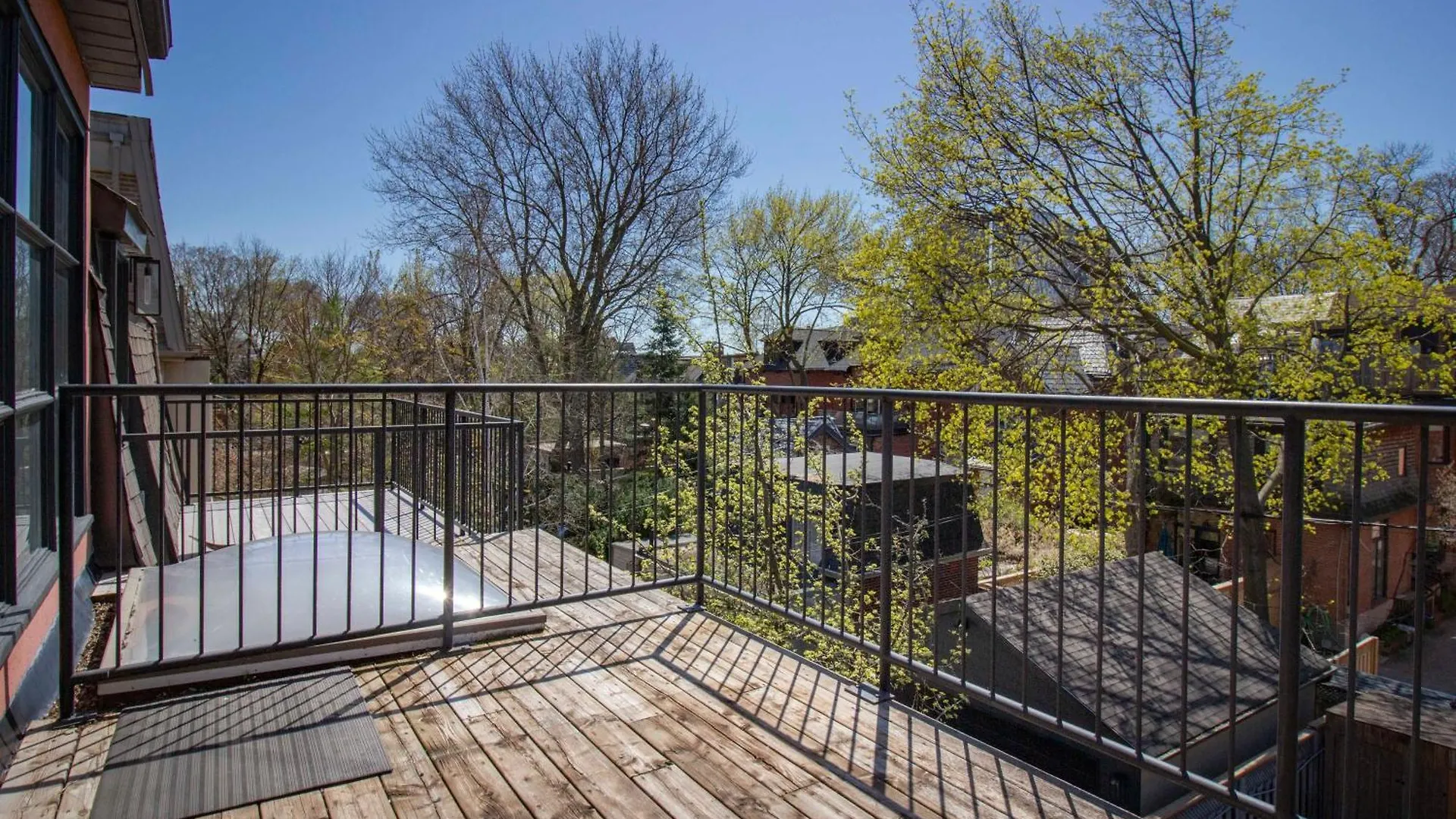 New-York Style Loft Apartment Toronto Canada